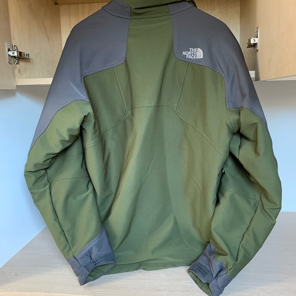 North Face jacket - Picture 4 of 9